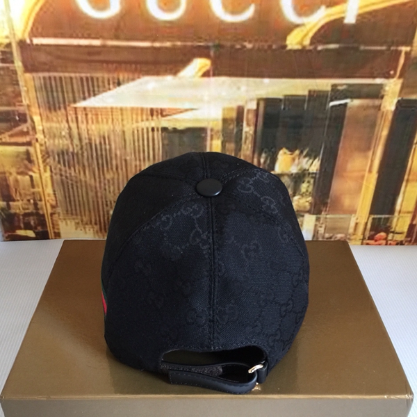 ブランド帽子側面デザイン